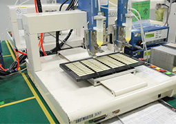 車(chē)間一角-智能點(diǎn)膠